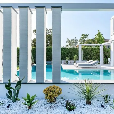 Βίλα Modern Luxury Hidden Gem Close To Dei Marmi *